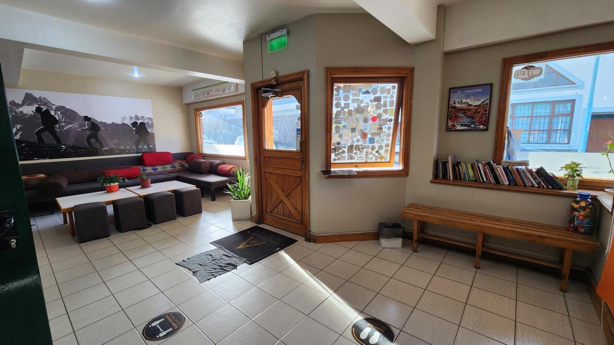 Yaghan Hostel Ushuaia Zewnętrze zdjęcie
