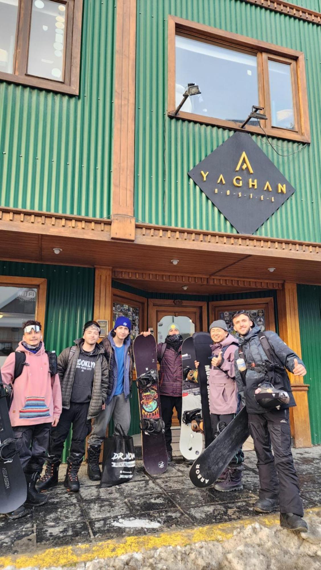 Yaghan Hostel Ushuaia Zewnętrze zdjęcie