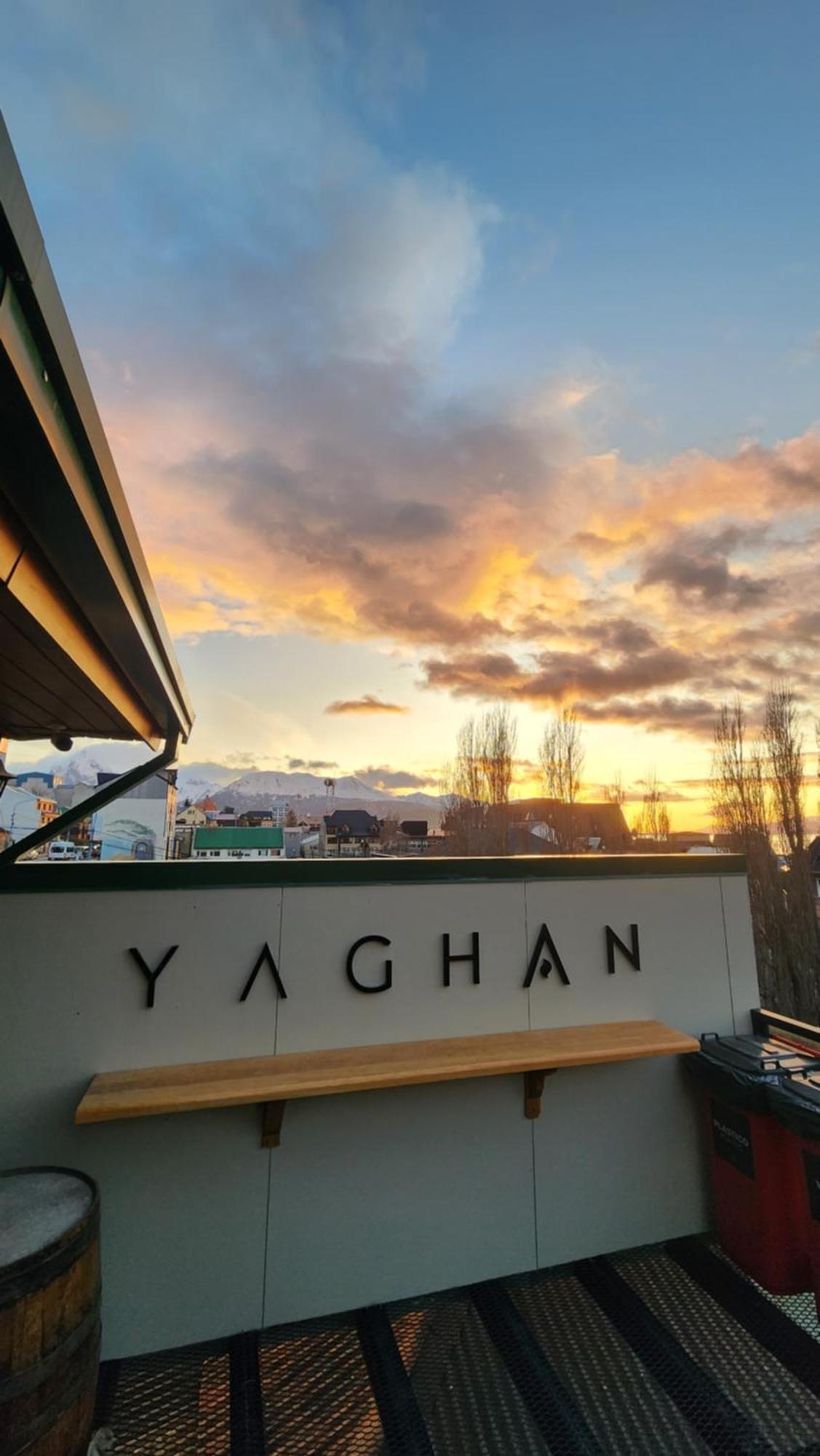 Yaghan Hostel Ushuaia Zewnętrze zdjęcie